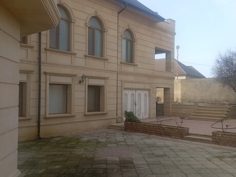 8 otaqlı həyət evi, 500 m², Novxanı: 380 000 ₼ 2