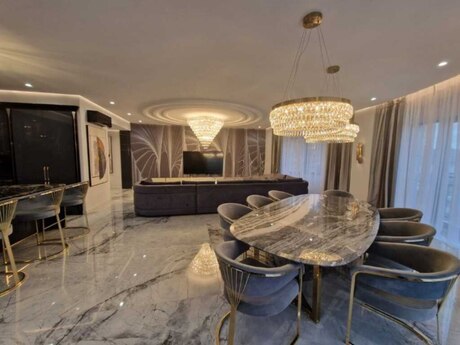5 otaqlı yeni tikili - Ağ şəhər q. - 214 m²