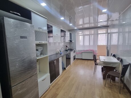 3 otaqlı köhnə tikili - Binəqədi r. - 100 m²