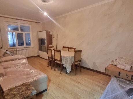 3 otaqlı köhnə tikili - Binəqədi r. - 100 m²