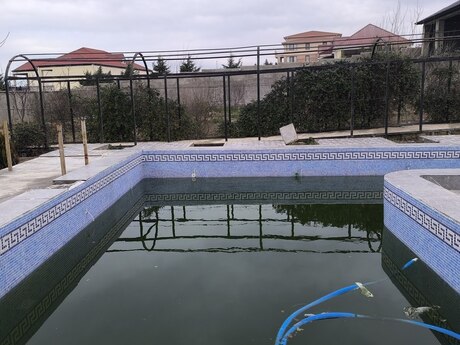 6 otaqlı həyət evi/bağ evi - Görədil q. - 500 m²