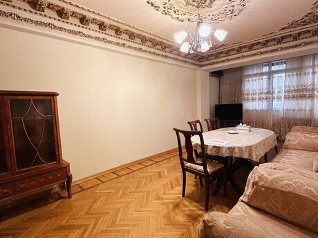 Elan №5844481 - Bakı, Elmlər Akademiyası m., 3 otaqlı, 106 m², 5/9 mərtəbə