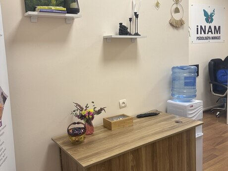 1 otaqlı ofis - İnşaatçılar m. - 30 m²