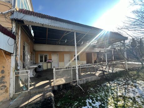 5 otaqlı həyət evi/bağ evi - Tovuz - 310 m²