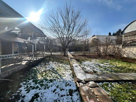 5 otaqlı həyət evi/bağ evi - Tovuz - 310 m²