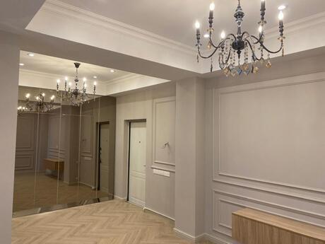 3-комн. новостройка - м. Ахмедлы - 103 м²
