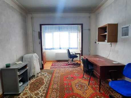3 otaqlı köhnə tikili - Xətai r. - 85 m²