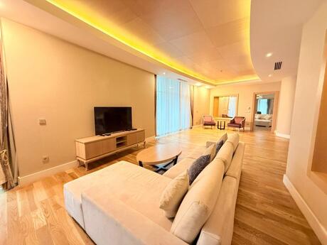 Аренда: 4-комнатная квартира, 350 м², Badamdar: 6 000 ₼/мес 5