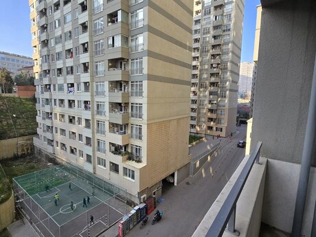 3-комн. новостройка - м. Элмляр Академиясы - 96 м²