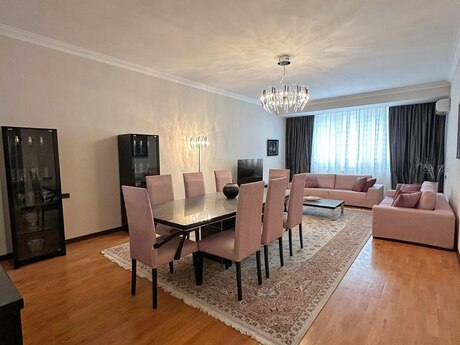 Объявление №5845319 - Баку, Насиминский  р., 5-комн., 240 м², 12/13 этаж