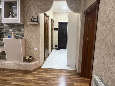 4-комн. новостройка - м. Мемар Аджеми - 154 м²