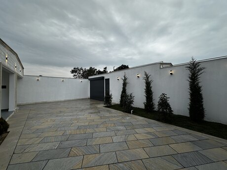 4 otaqlı həyət evi/bağ evi - Şüvəlan q. - 180 m²