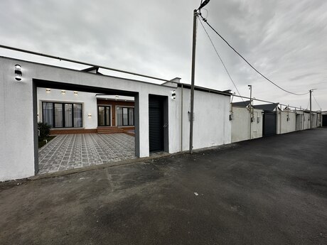 4 otaqlı həyət evi/bağ evi - Şüvəlan q. - 160 m²