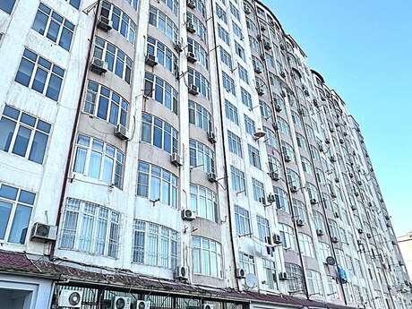 Elan №5845555 - Bakı, İnşaatçılar m., 3 otaqlı, 126 m², 13/13 mərtəbə