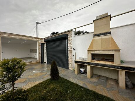 4 otaqlı həyət evi/bağ evi - Şüvəlan q. - 160 m²