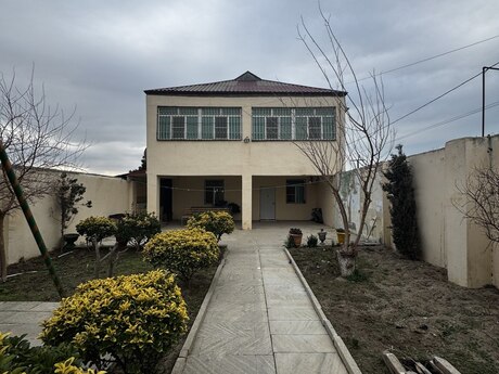 6 otaqlı həyət evi/bağ evi - Pirşağı q. - 250 m²