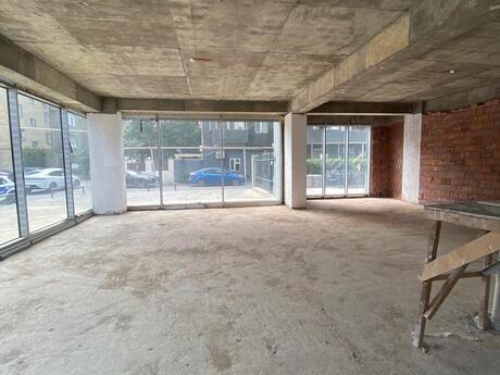 Obyekt - Elmlər Akademiyası m. - 950 m²
