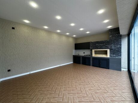 4 otaqlı həyət evi/bağ evi - Mərdəkan q. - 160 m²