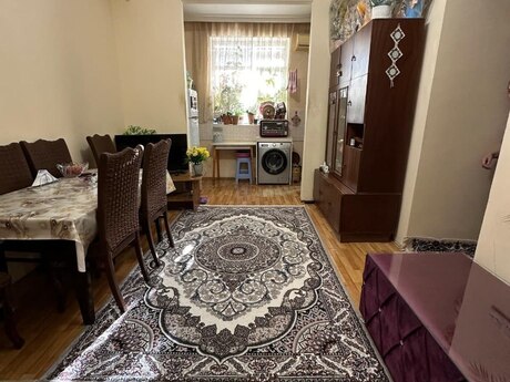 Elan №5845895 - Bakı, Yeni Günəşli q., 2 otaqlı, 45 m², 1/9 mərtəbə