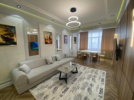 2 otaqlı yeni tikili - Şah İsmayıl Xətai m. - 68 m²