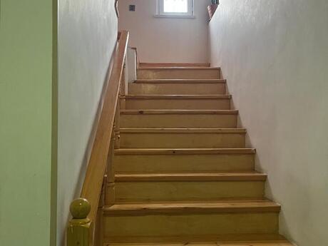4 otaqlı həyət evi/bağ evi - Hövsan q. - 200 m²