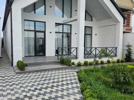 4 otaqlı həyət evi/bağ evi - Qala q. - 185 m²