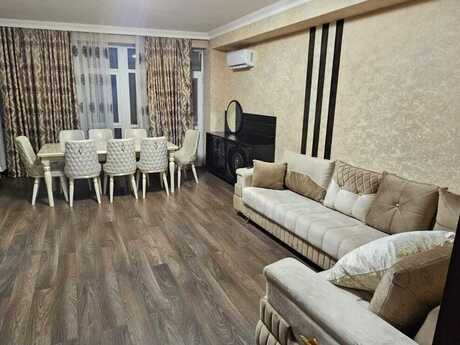 Объявление №5846142 - Баку, м. Шах Исмаил Хатаи, 3-комн., 160 м², 14/18 этаж