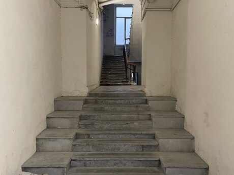 3 otaqlı köhnə tikili - İçəri Şəhər m. - 70 m²