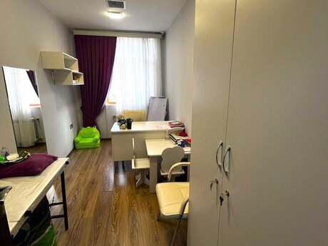 Obyekt - Azadlıq Prospekti m. - 1100 m²