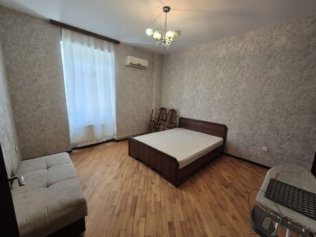 2-room apartment for rent, 61 m², Şah İsmayıl Xətai: 720 ₼/mo 3