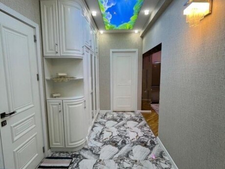 4 otaqlı yeni tikili - Xalqlar Dostluğu m. - 142 m²