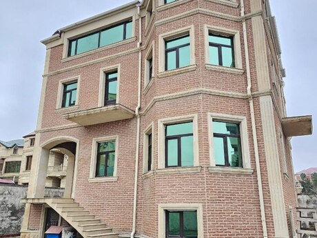 6 otaqlı həyət evi/bağ evi - Xırdalan - 400 m²