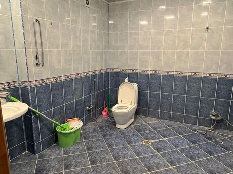 3 otaqlı yeni tikili - İnşaatçılar m. - 156 m²