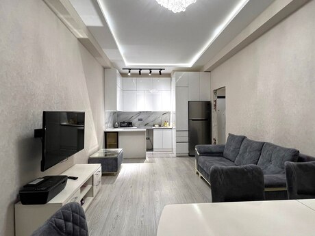 Elan №5846984 - Bakı, Biləcəri q., 2 otaqlı, 73 m², 2/10 mərtəbə