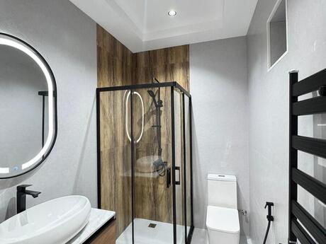 House with Garden, Villa For Sale