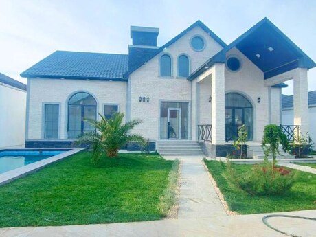 5 otaqlı həyət evi/bağ evi - Mərdəkan q. - 260 m²