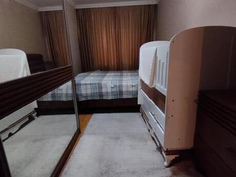 3 otaqlı köhnə tikili - Neftçilər m. - 70 m²