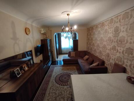 3 otaqlı köhnə tikili - Neftçilər m. - 70 m²