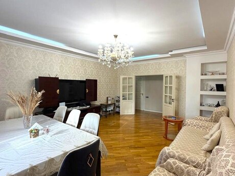 3 otaqlı yeni tikili - Nərimanov r. - 140 m²
