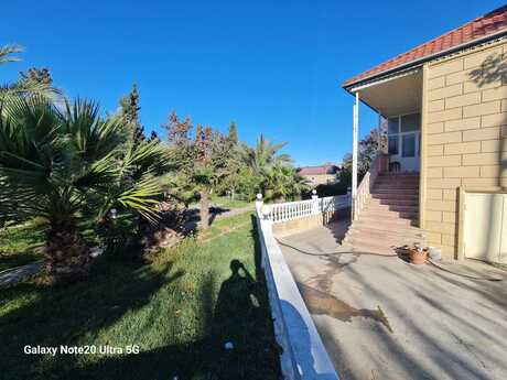 7 otaqlı həyət evi/bağ evi - Mərdəkan q. - 500 m²