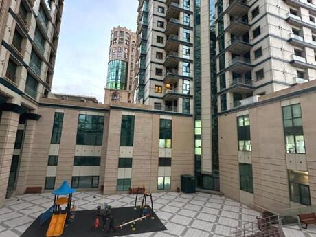 4 otaqlı yeni tikili - 28 May m. - 172 m²