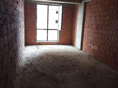 3 otaqlı yeni tikili - Azadlıq Prospekti m. - 90 m²