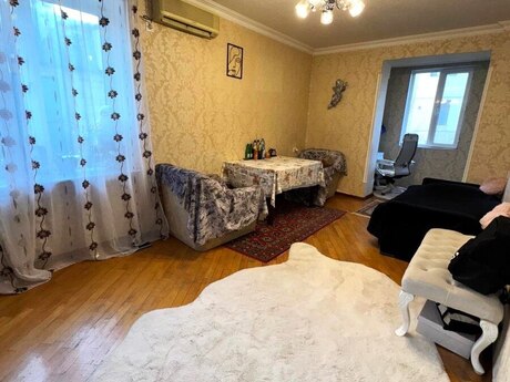 Объявление №5849078 - Баку, м. 28 мая, 2-комн., 60 м², 3/5 этаж