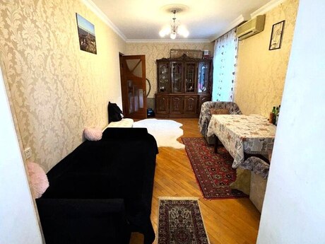2 otaqlı köhnə tikili - 28 May m. - 60 m²