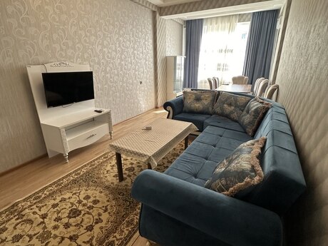 Elan №5849286 - Bakı, Nərimanov r., 2 otaqlı, 80 m², 14/17 mərtəbə