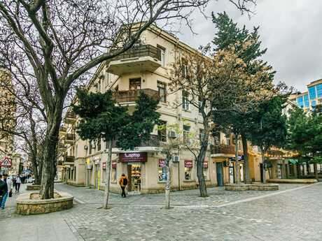 Elan №5849538 - Bakı, Sahil m., 3 otaqlı, 105 m², 3/4 mərtəbə