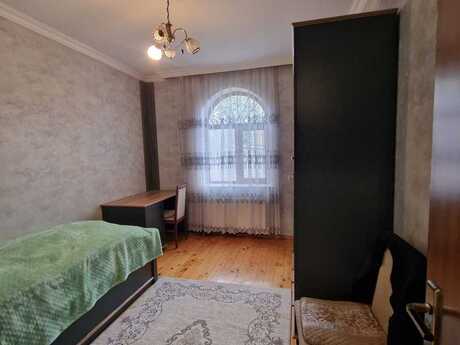8 otaqlı həyət evi/bağ evi - Zabrat q. - 224 m²