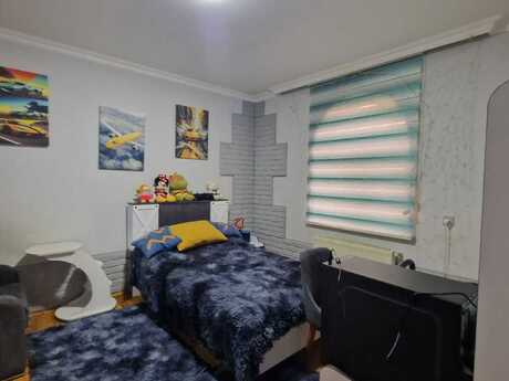 8 otaqlı həyət evi/bağ evi - Zabrat q. - 224 m²