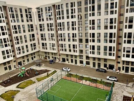 3-комн. новостройка - Бинагадинский р. - 100 м²