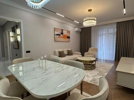 Elan №5849762 - Bakı, 8 Noyabr m., 3 otaqlı, 110 m², 10/27 mərtəbə